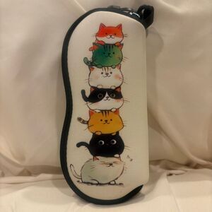 Stacked Cats Eyeglasses Sunglasses Protective Zip Case with Clip NEW